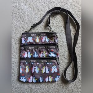 LeSportSac Penguin Lover Small Nylon Crossbody Bag Purse, 3 Zippers
